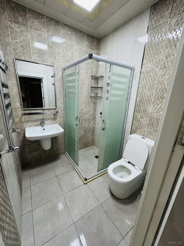 Kirayə verilir 2 otaqlı mənzil 96 m²