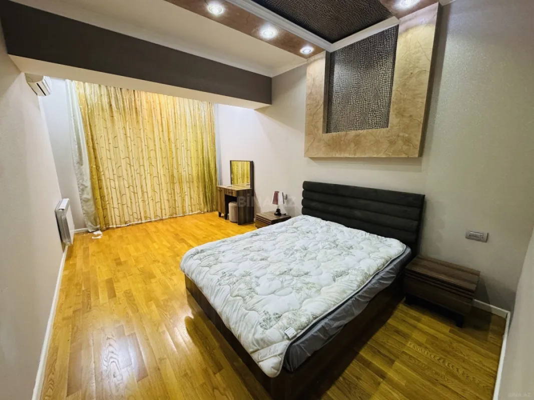 Kirayə verilir 2 otaqlı mənzil 96 m²
