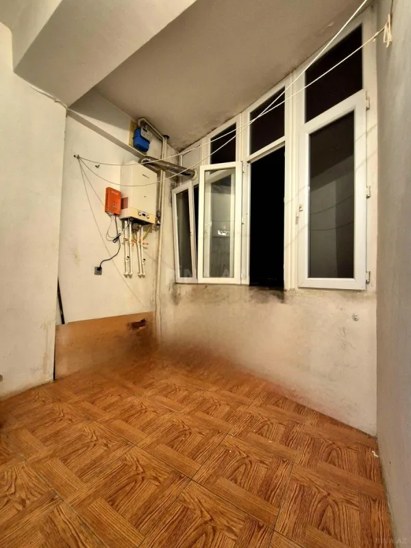 Kirayə verilir 2 otaqlı mənzil 100 m²