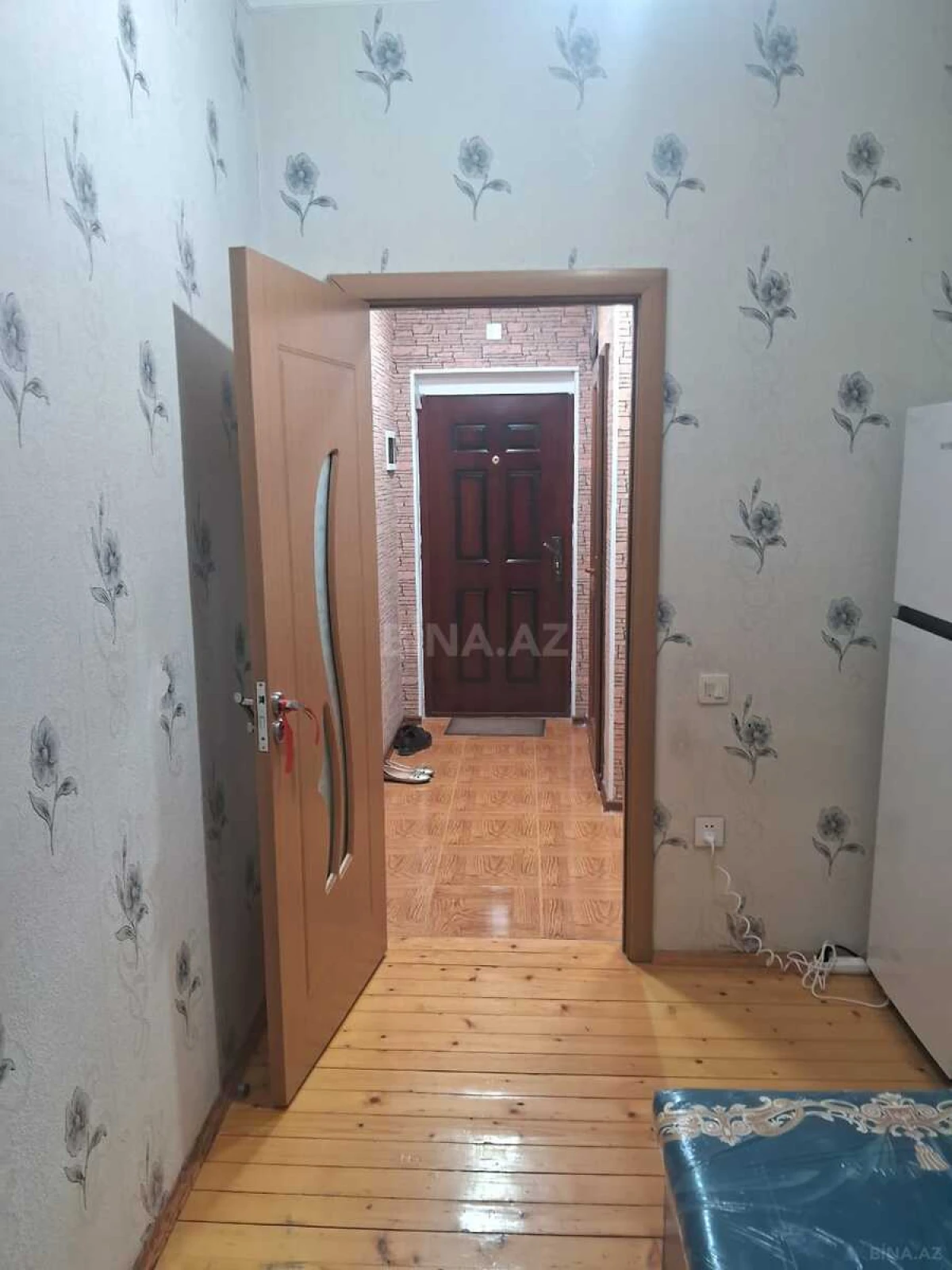 Kirayə verilir 2 otaqlı mənzil 42 m²