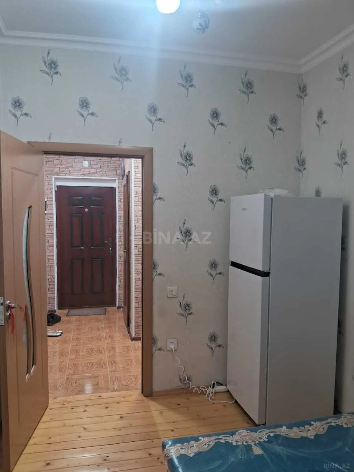 Kirayə verilir 2 otaqlı mənzil 42 m²