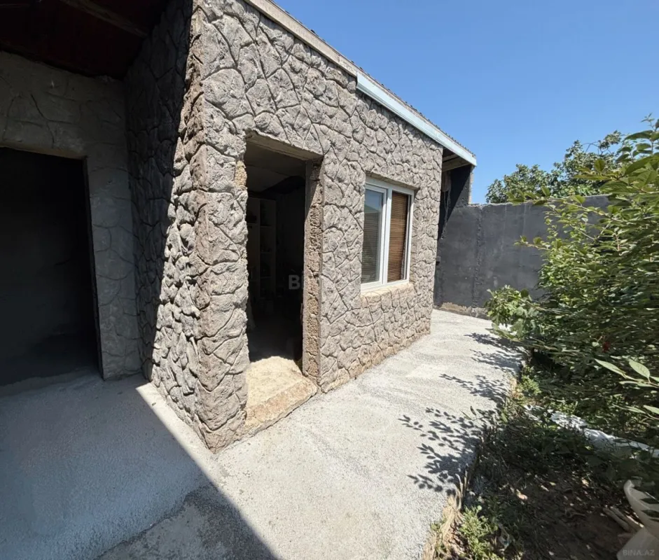 Satılır 4 otaqlı həyət evi 150 m²