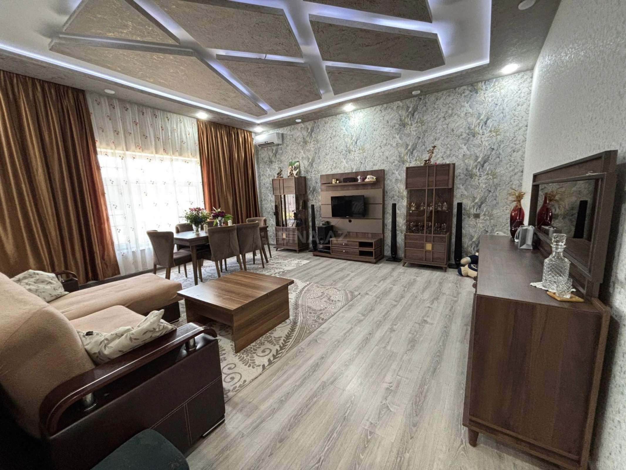 Satılır 4 otaqlı həyət evi 150 m²
