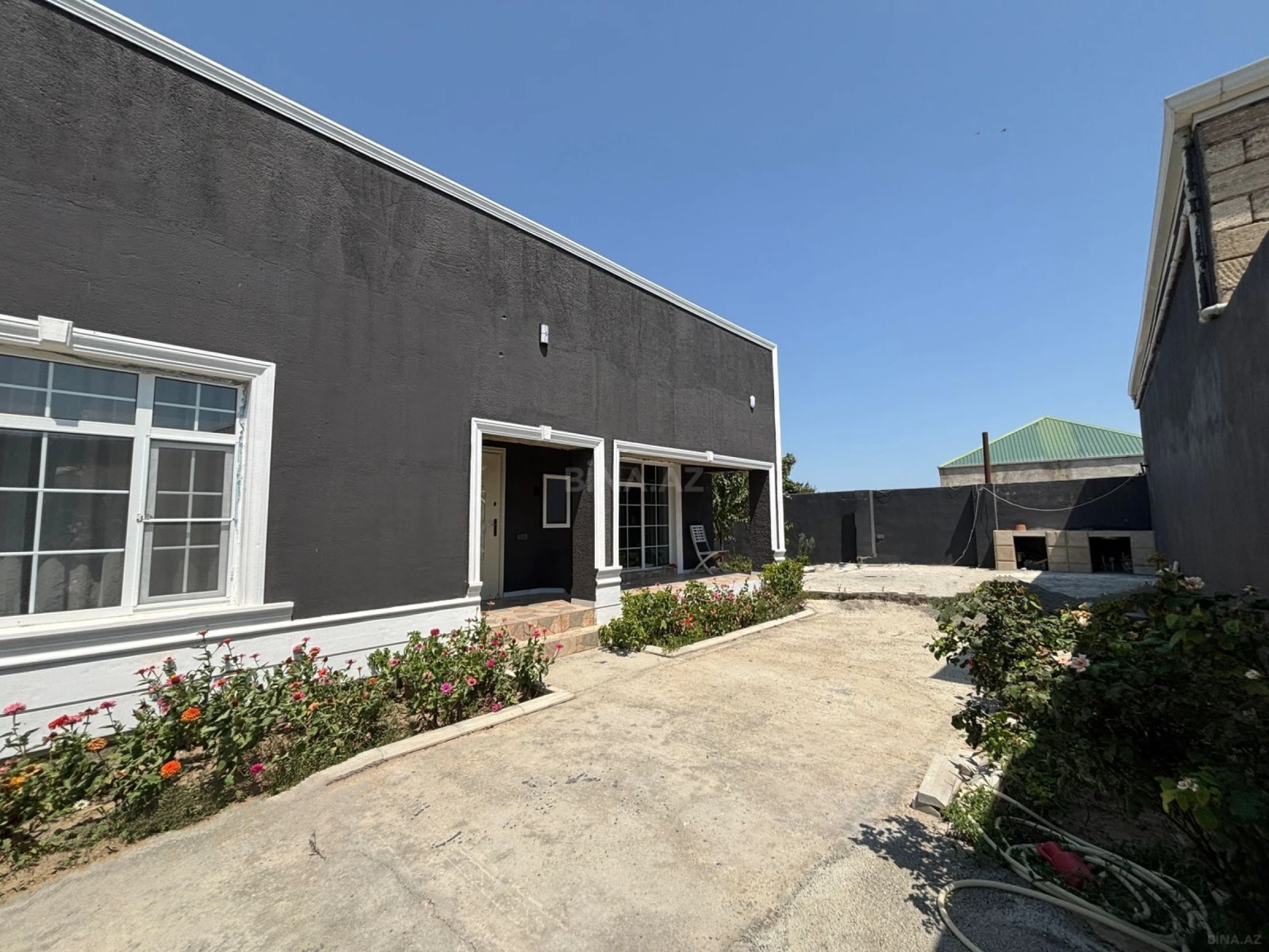 Satılır 4 otaqlı həyət evi 150 m²