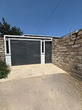 Satılır 4 otaqlı həyət evi 150 m²