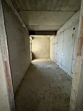 Satılır 3 otaqlı mənzil 135 m²