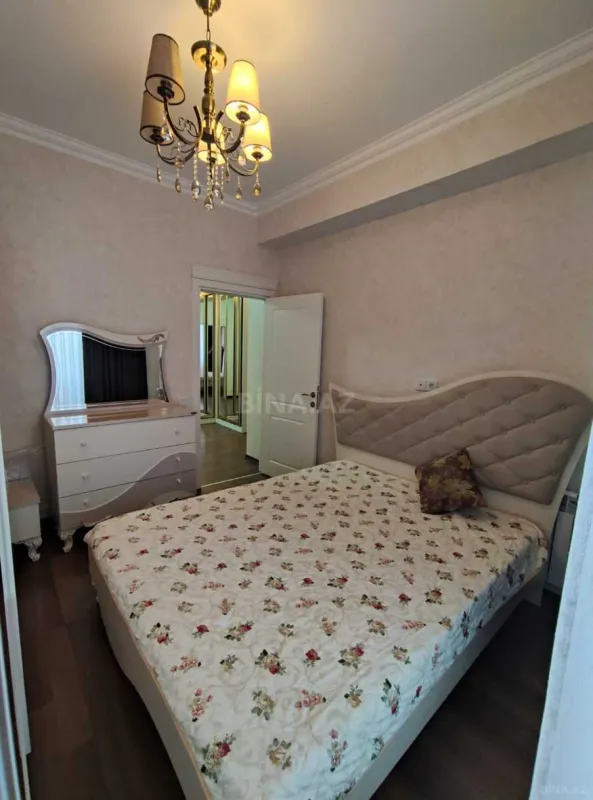 Kirayə verilir 3 otaqlı mənzil 95 m²
