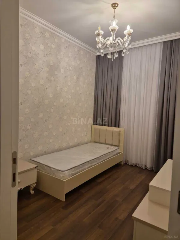 Kirayə verilir 3 otaqlı mənzil 95 m²