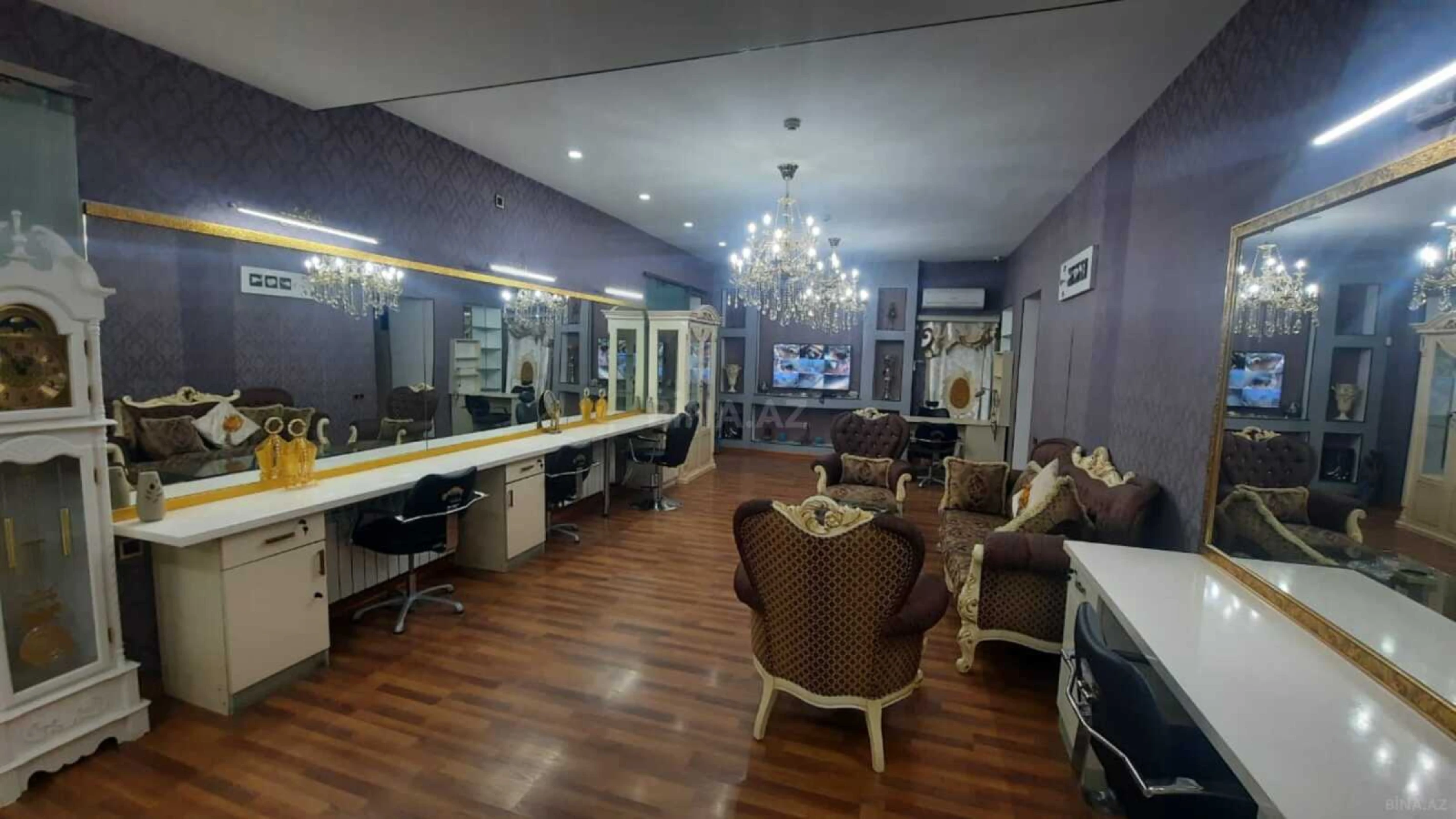 Satılır obyekt 54 m²