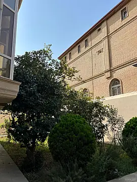 Kirayə verilir 6 otaqlı həyət evi 600 m²