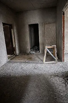 Satılır 4 otaqlı mənzil 177 m²