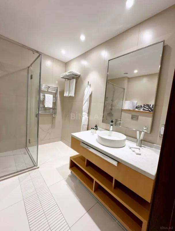 Satılır 1 otaqlı mənzil 53 m²