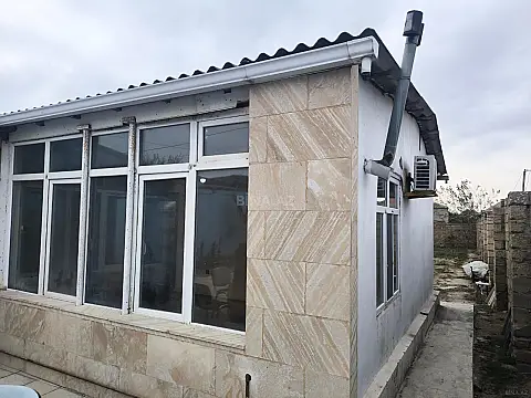 Satılır 3 otaqlı həyət evi 57.1 m²