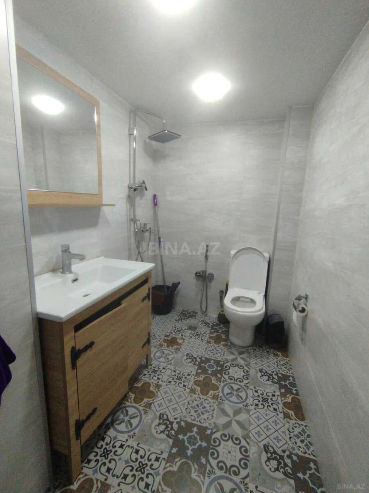 Kirayə verilir 4 otaqlı ofis 145 m²