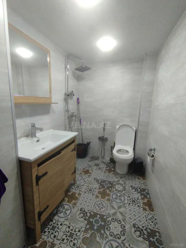 Kirayə verilir 4 otaqlı ofis 145 m²