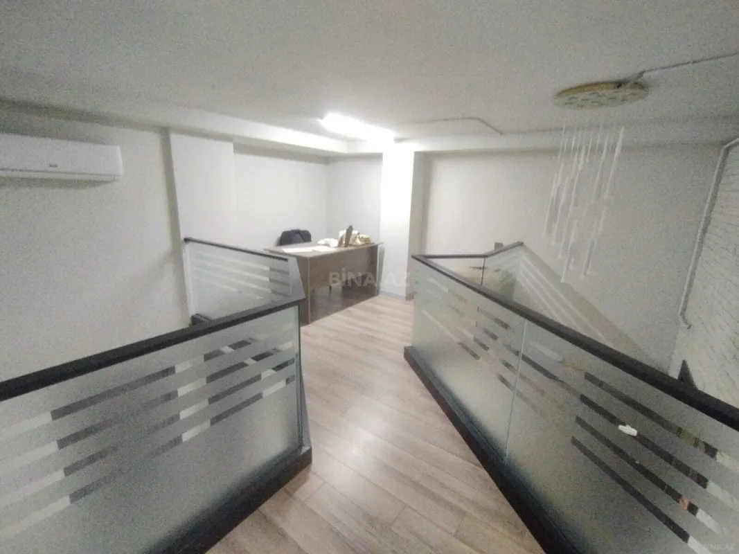 Kirayə verilir 4 otaqlı ofis 145 m²