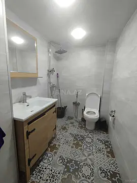 Kirayə verilir 4 otaqlı ofis 145 m²