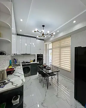 Satılır 2 otaqlı mənzil 60 m²