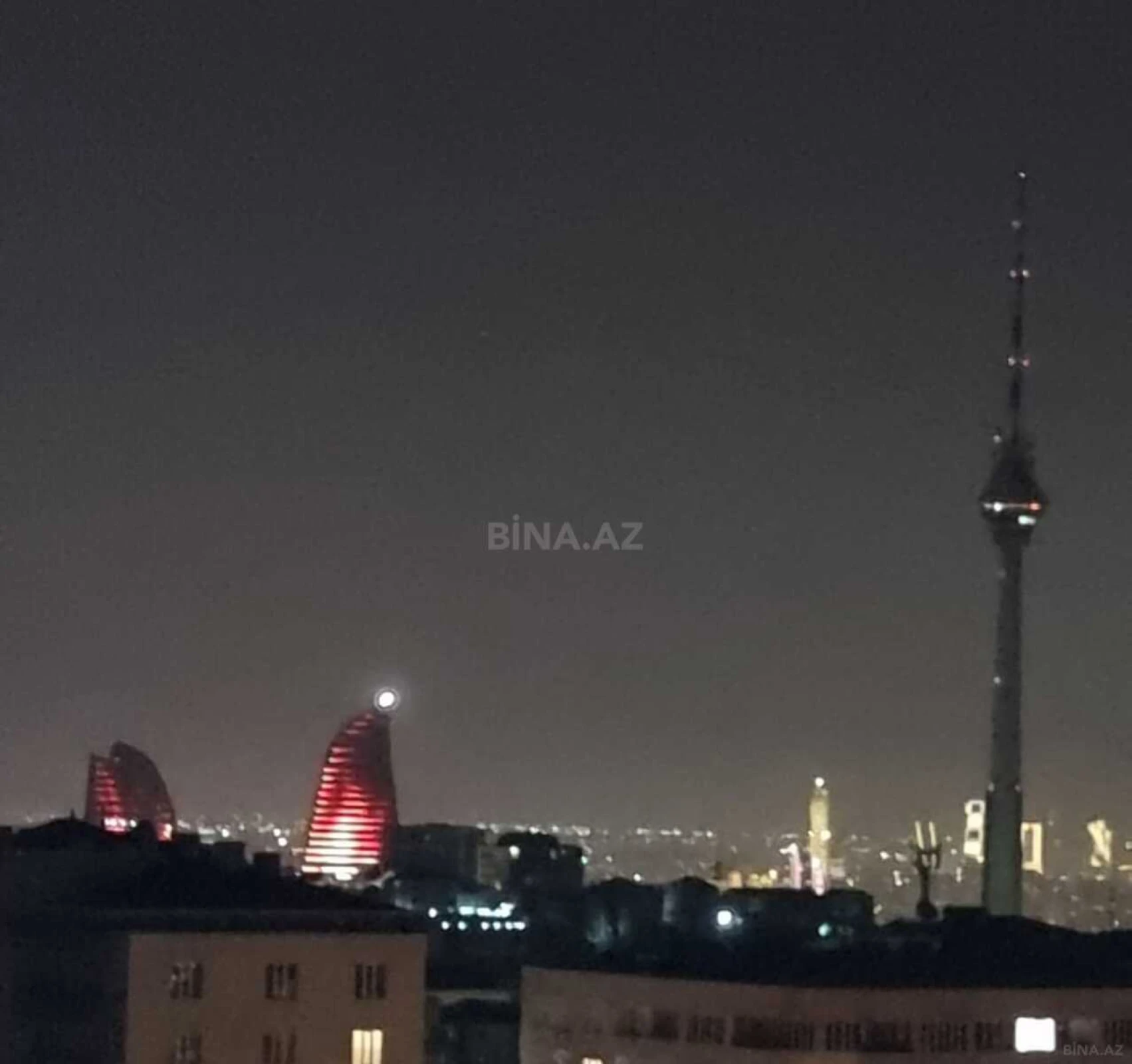 Satılır 4 otaqlı mənzil 102 m²