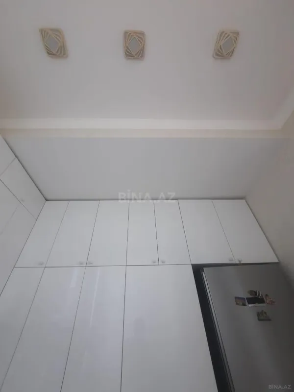 Satılır 4 otaqlı mənzil 102 m²