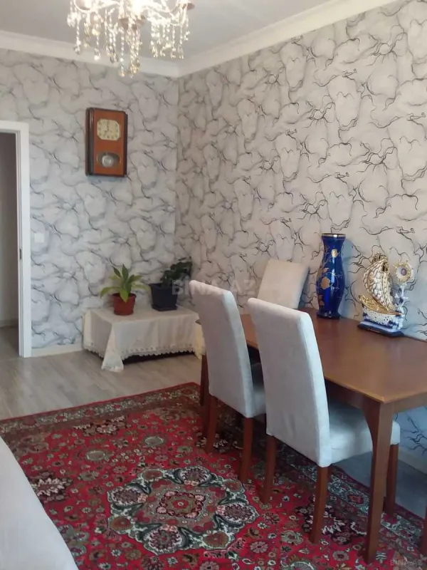 Satılır 3 otaqlı mənzil 55 m²