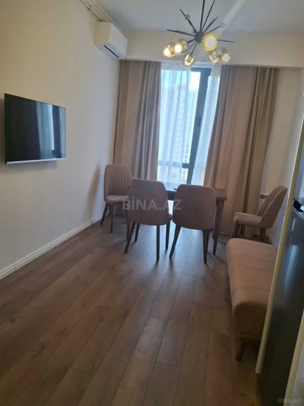 Kirayə verilir 2 otaqlı mənzil 45 m²