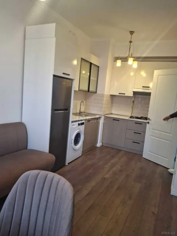 Kirayə verilir 2 otaqlı mənzil 45 m²