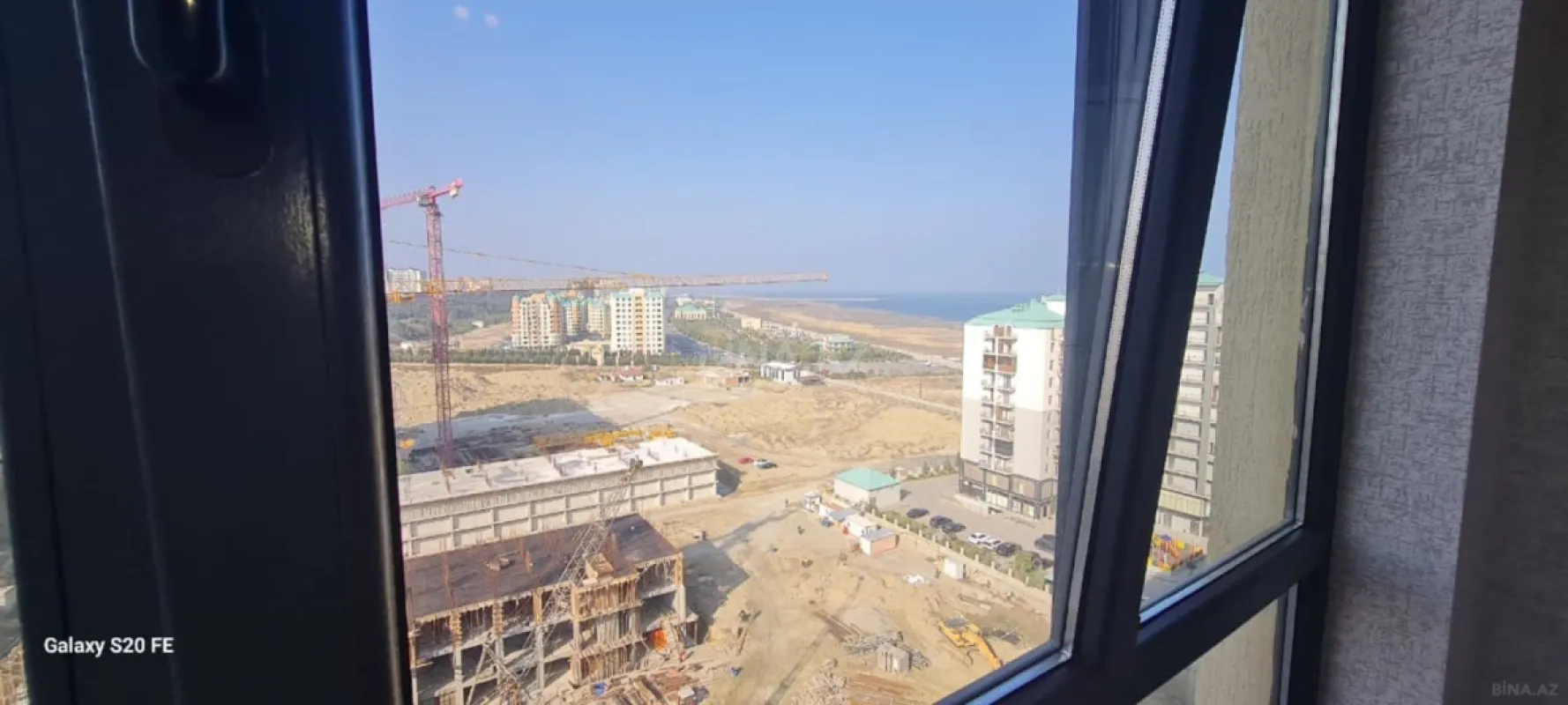 Kirayə verilir 2 otaqlı mənzil 96 m²