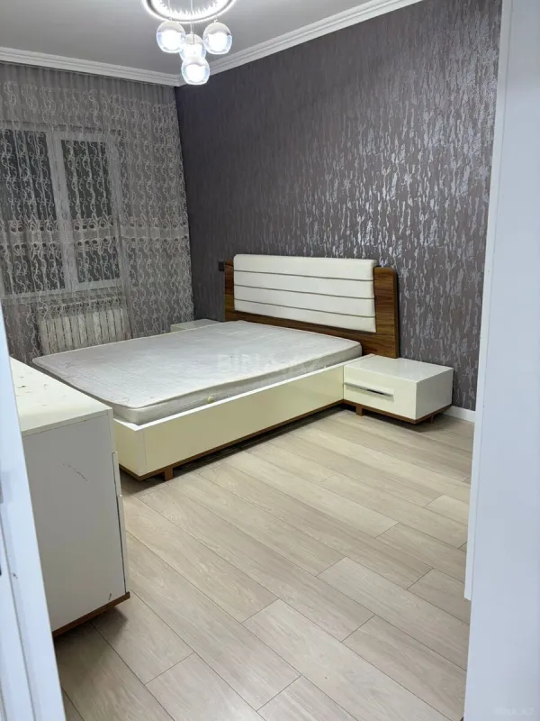 Kirayə verilir 3 otaqlı mənzil 99 m²