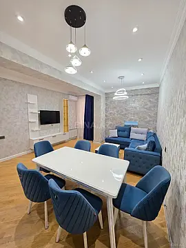 Kirayə verilir 2 otaqlı mənzil 58 m²