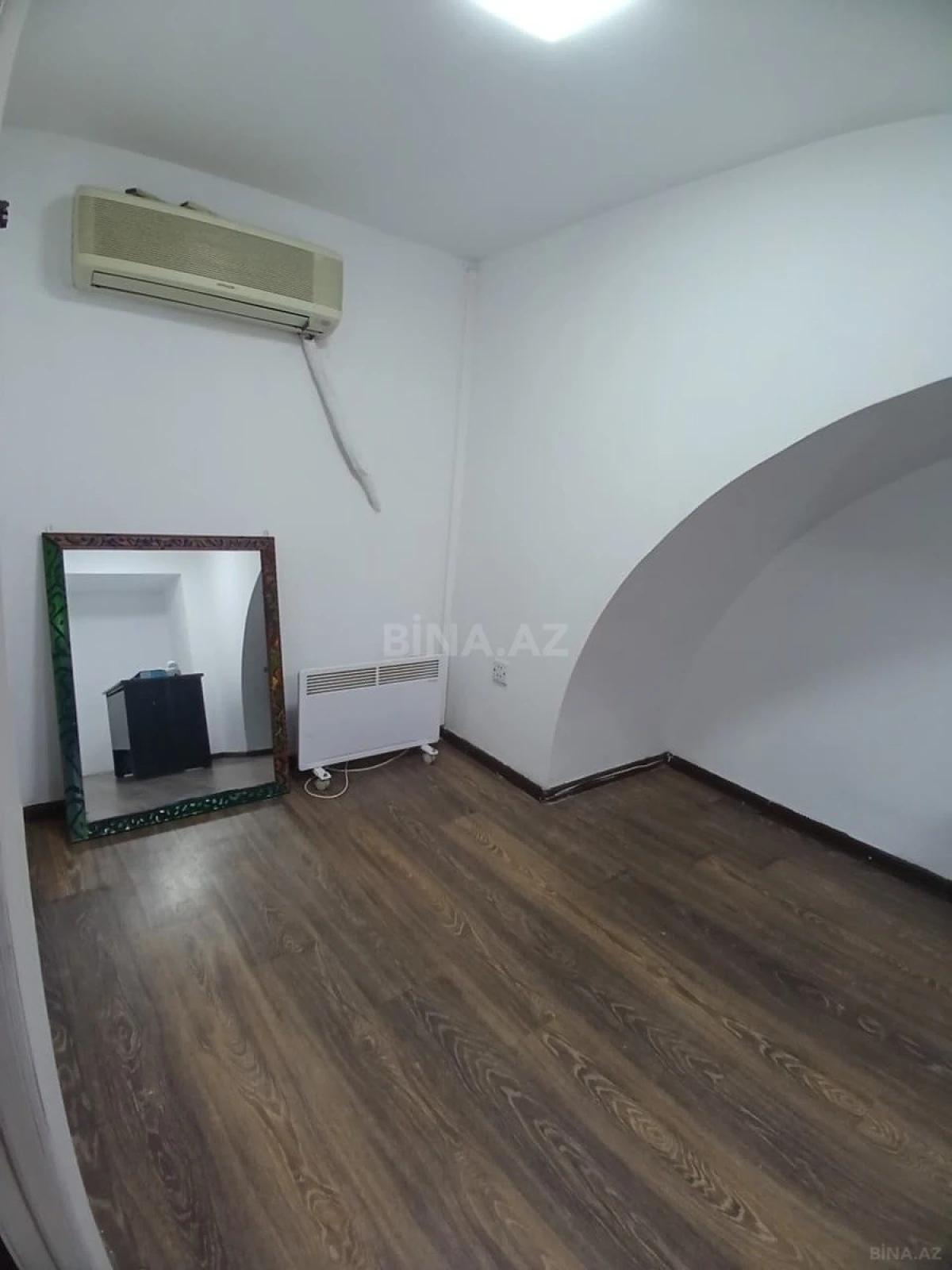 Kirayə verilir 2 otaqlı ofis 60 m²