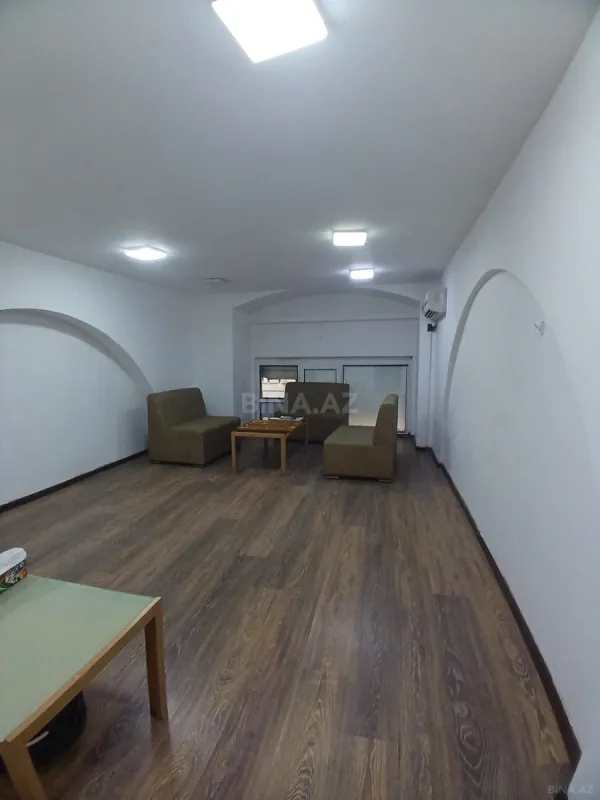 Kirayə verilir 2 otaqlı ofis 60 m²