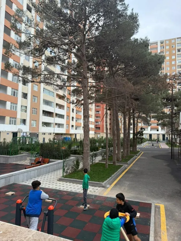 Satılır 3 otaqlı mənzil 110 m²