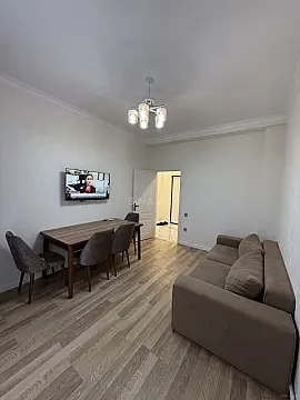 Kirayə verilir 2 otaqlı mənzil 55 m²