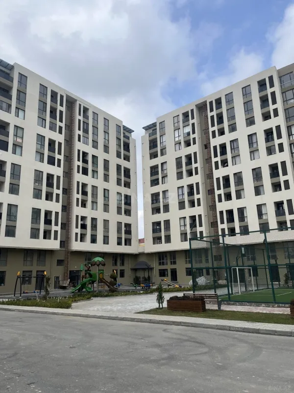 Kirayə verilir 2 otaqlı mənzil 55 m²