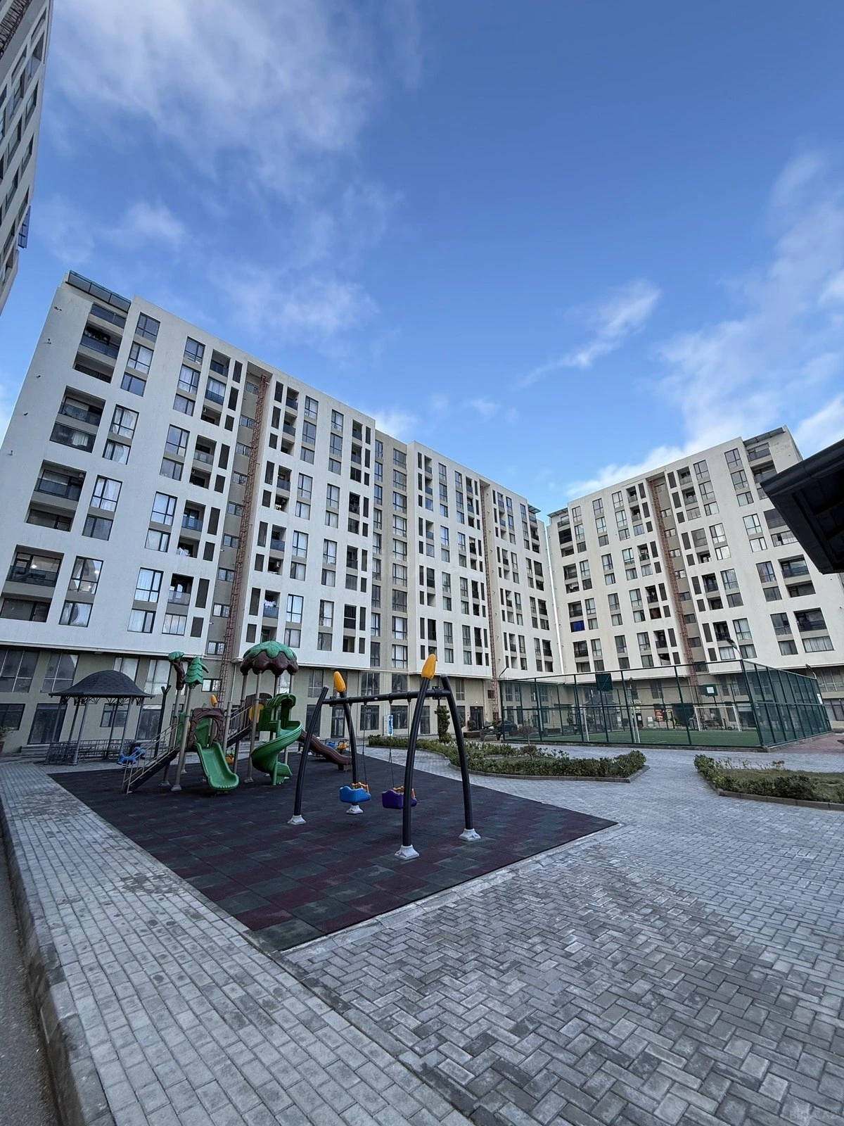 Kirayə verilir 2 otaqlı mənzil 55 m²