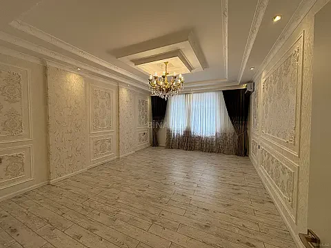 Satılır 3 otaqlı mənzil 142 m² — Bakı, Memar Əcəmi yanı 3 otaq 142.00 m²
