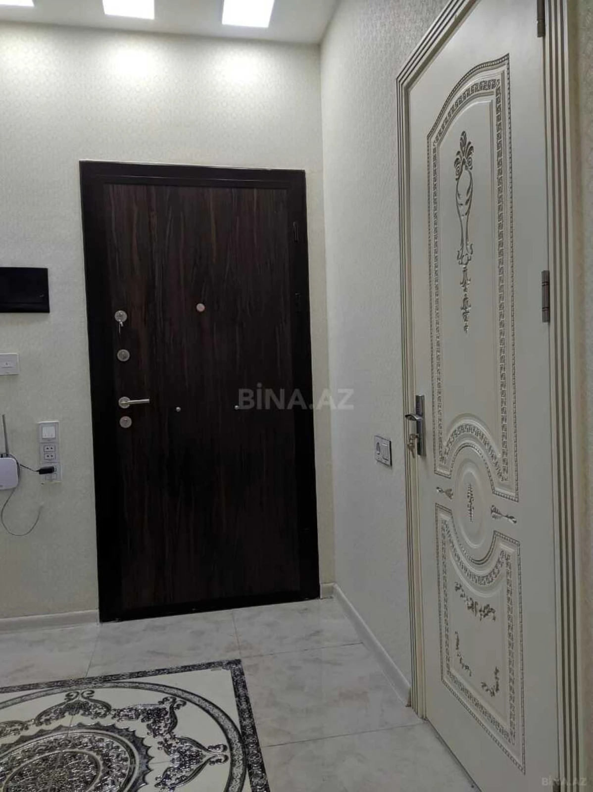 Satılır 2 otaqlı mənzil 48 m²