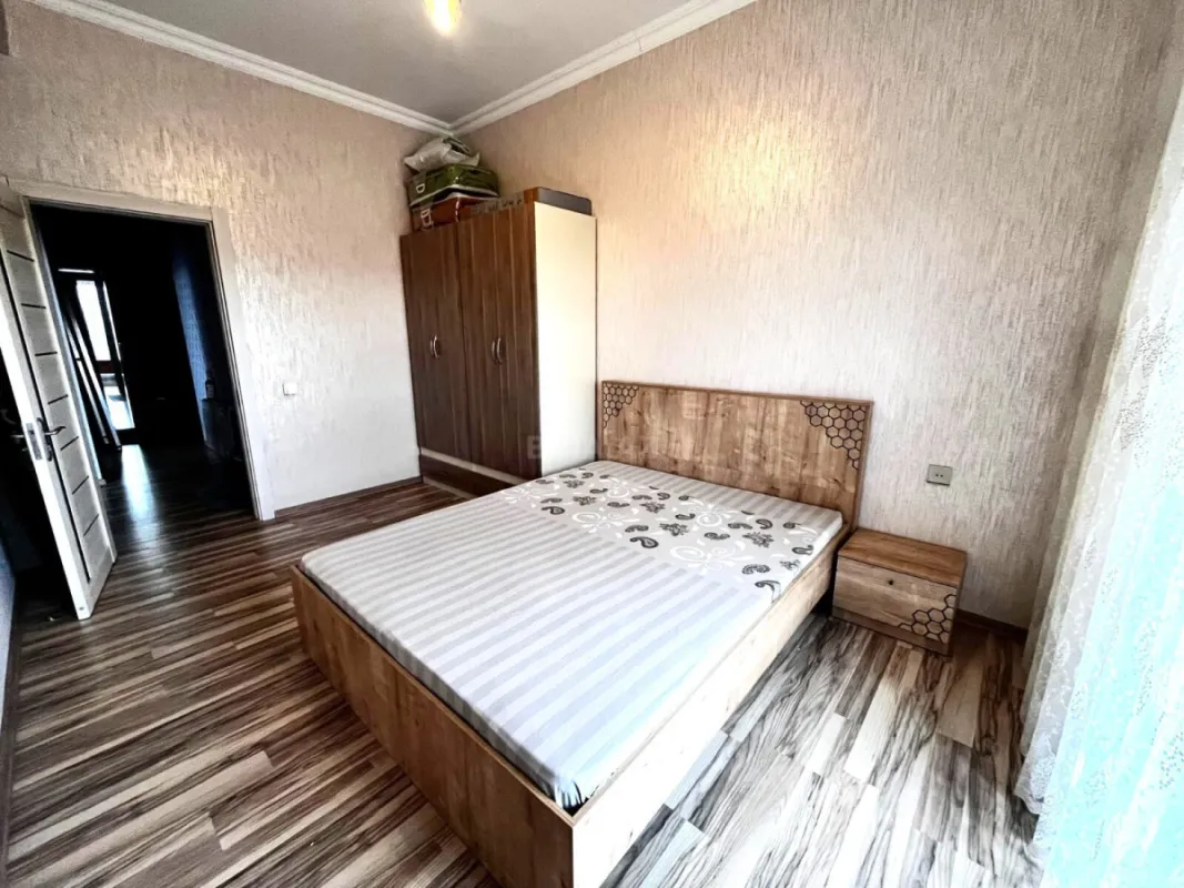 Kirayə verilir 2 otaqlı mənzil 87 m²