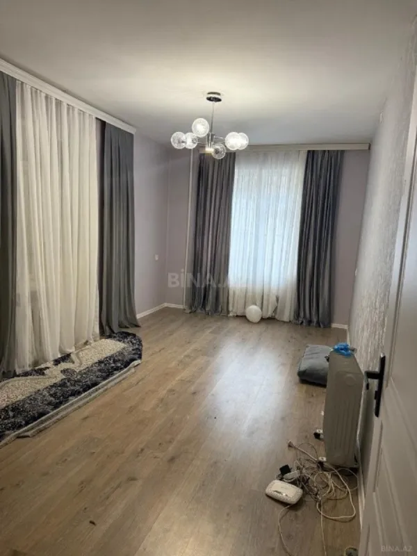 Satılır 2 otaqlı mənzil 65 m²