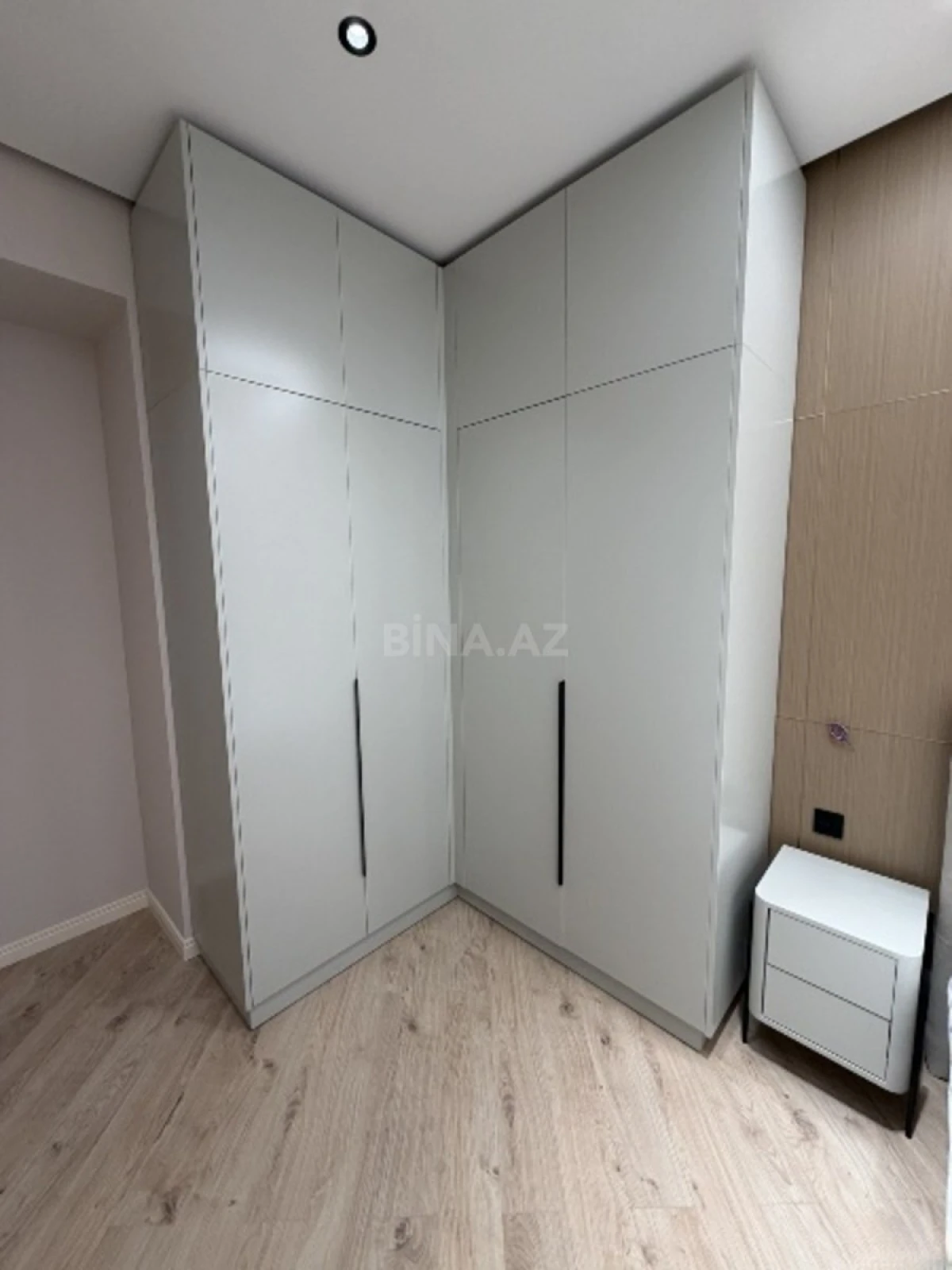 Kirayə verilir 3 otaqlı mənzil 110 m²