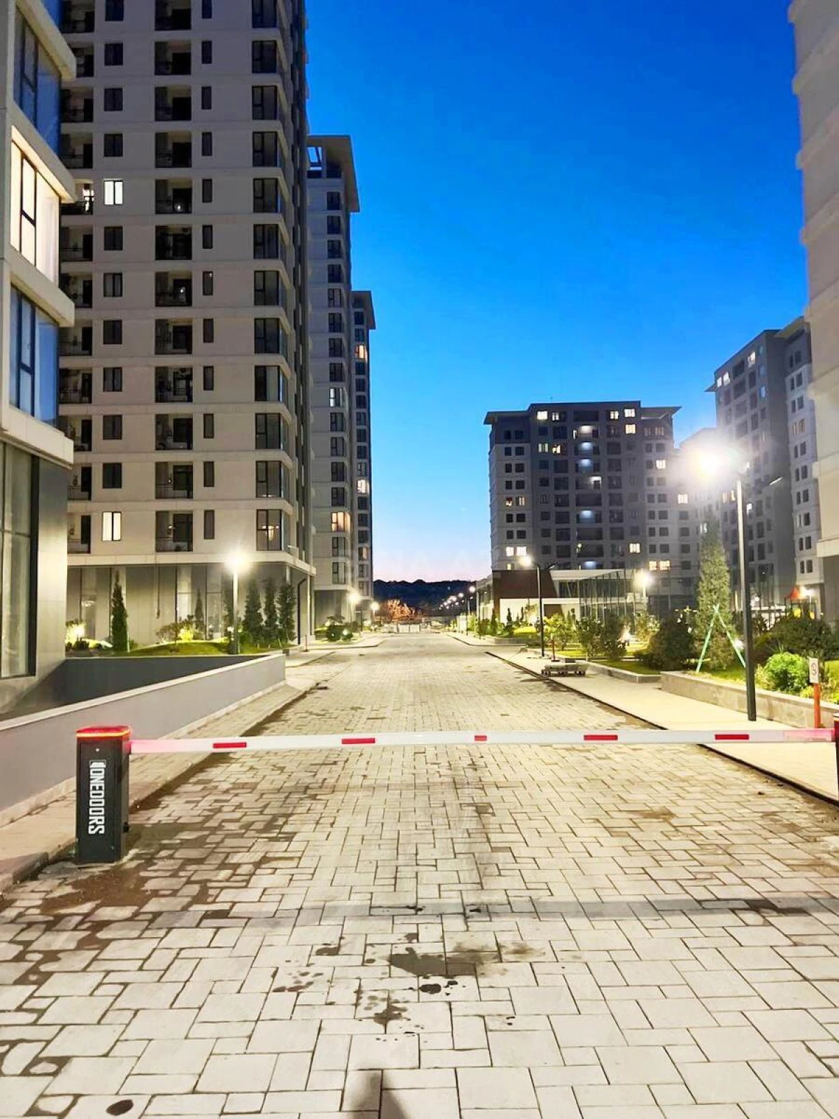 Kirayə verilir 3 otaqlı mənzil 82 m²