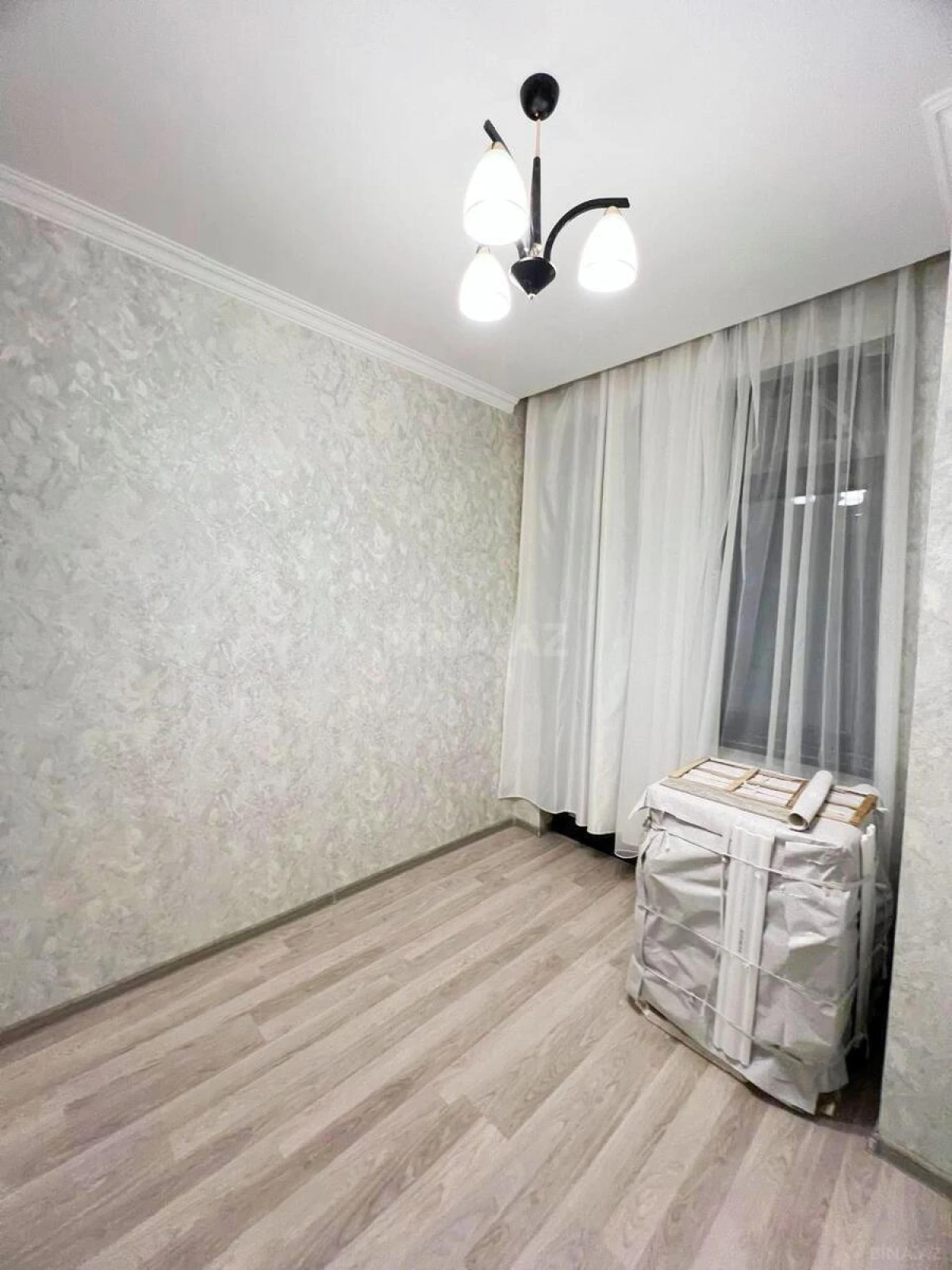 Kirayə verilir 3 otaqlı mənzil 82 m²