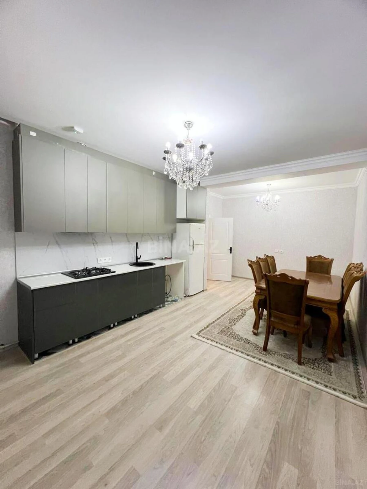 Kirayə verilir 3 otaqlı mənzil 82 m²