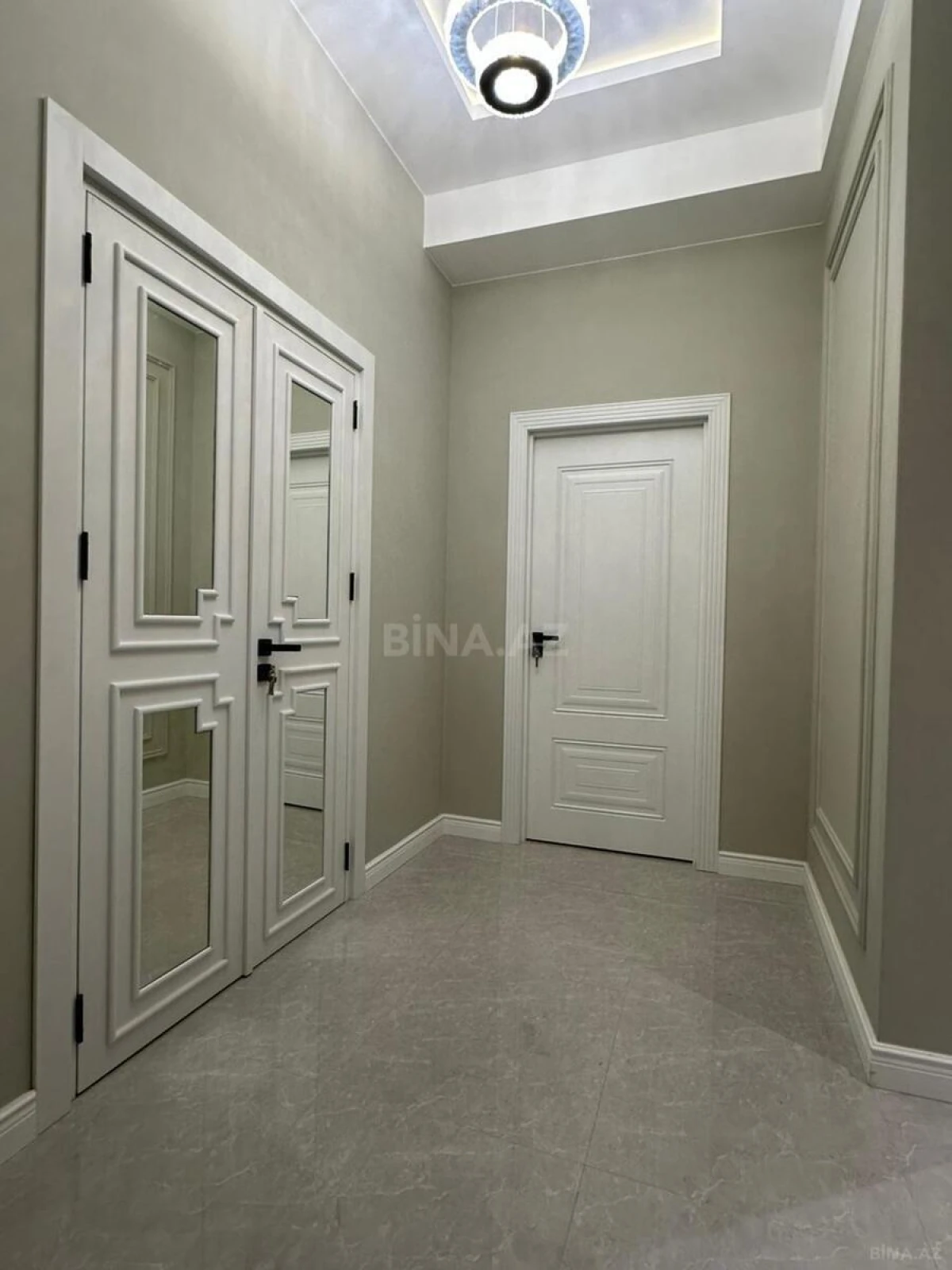 Kirayə verilir 3 otaqlı mənzil 104.1 m²