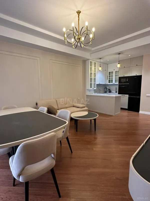 Kirayə verilir 3 otaqlı mənzil 104.1 m²