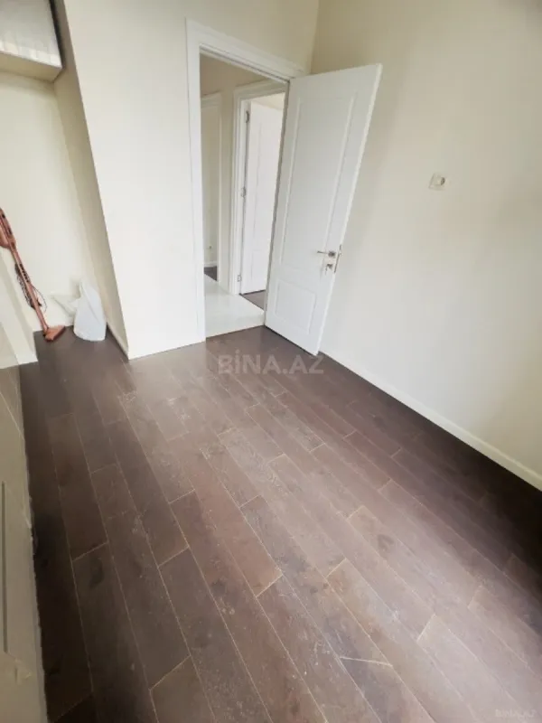 Satılır 2 otaqlı mənzil 52 m²