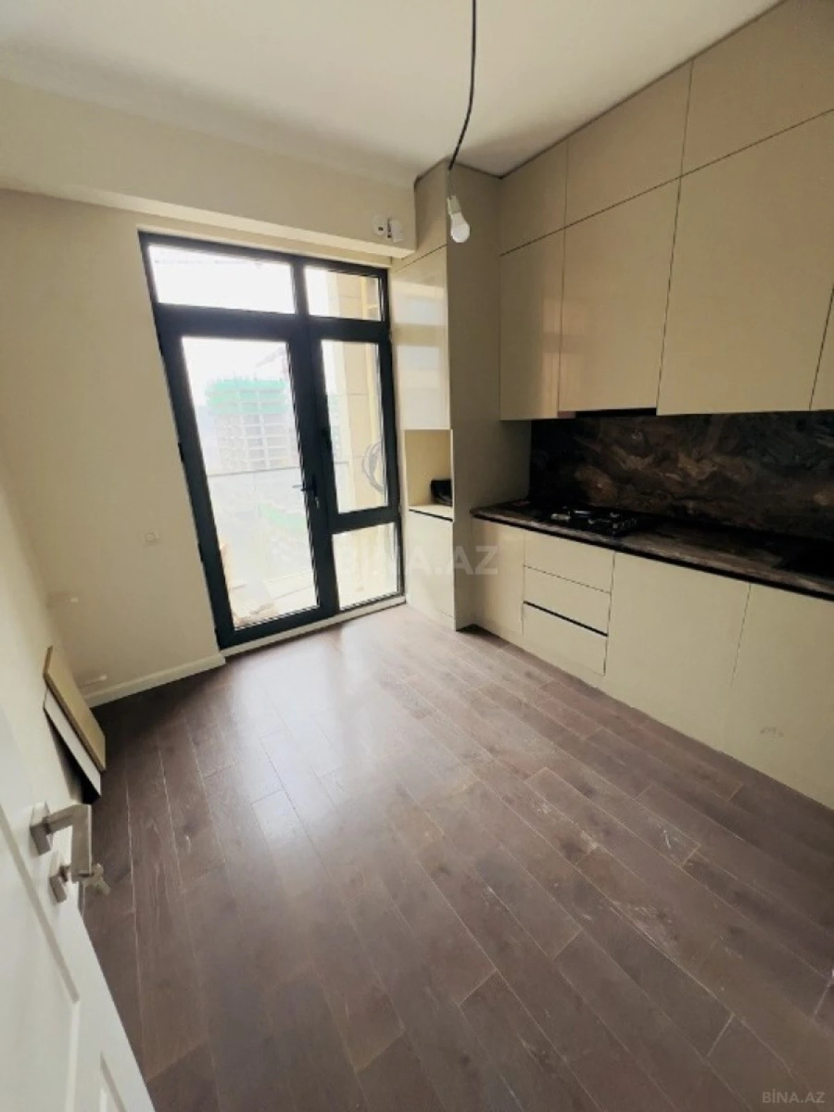 Satılır 2 otaqlı mənzil 52 m²