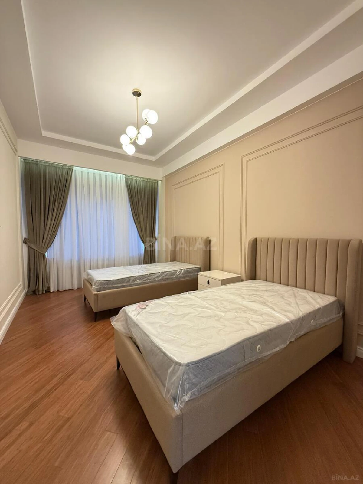 Kirayə verilir 3 otaqlı mənzil 105 m²