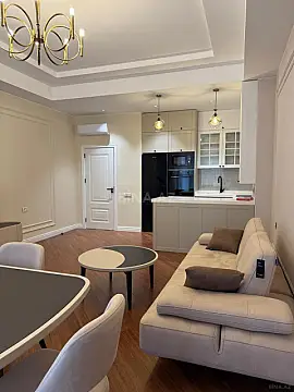 Kirayə verilir 3 otaqlı mənzil 105 m²